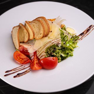 Салат Цезар з куркою (200г)