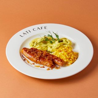 Куриные колбаски с пюре