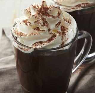 Cioccolata calda con panna