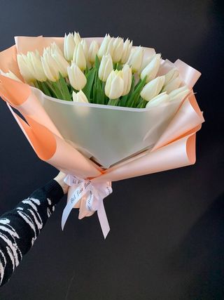 Букет 15 білих тюльпанів