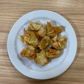 10C. Wan tun frito (8 uds.)