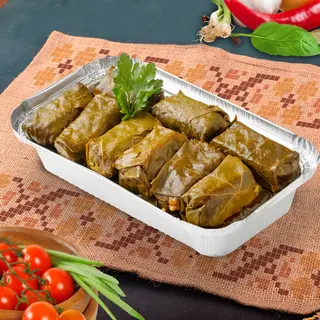 Sarmale cu carne în foi de viță de vie