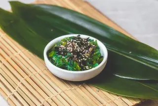 22. Goma wakame