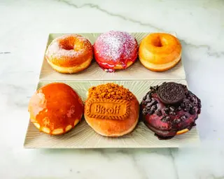 Caixa com 6 Doughnuts Sweet Loop à Escolha