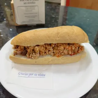 Bocadillo carne molida