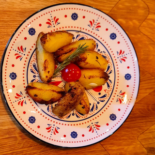 Cartofi la cuptor cu rozmarin