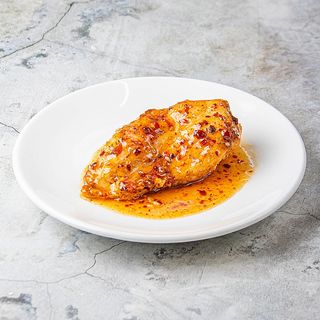 Курица в соусе "Свит чили" (180 г)