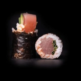 Hosomaki tuńczyk, kimchi, szczypior