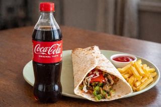 Combo tortilla + pomfrit + Coca-Cola 0,5l
