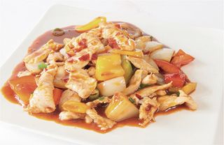 Pollo con salsa piccante