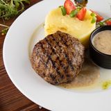 Рубленая котлета с белыми грибами