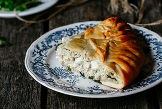 Пиріг із зеленою цибулею і яйцем 125г