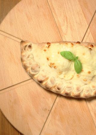 Pizza Calzone (pieróg) - mała 25 cm