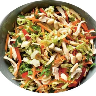 Ensalada de pollo a La tailandesa