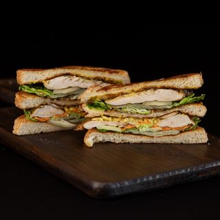 CLUB Pollo a la Brasa