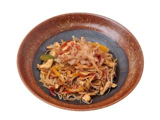 Локшина якісоба з куркою