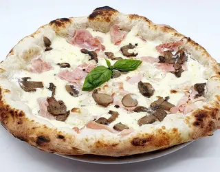 Bianca cotto e funghi