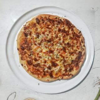 6. Pizza 4 Quesos (25 Cm.)