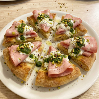 Mortadella e pistacchio