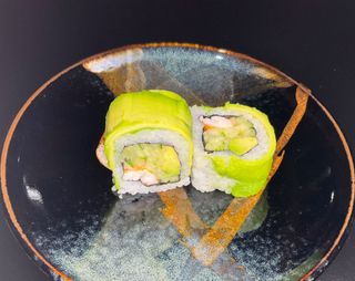 Aguacate roll 