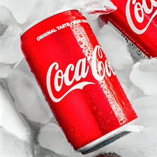 Кока-кола (0.33л)