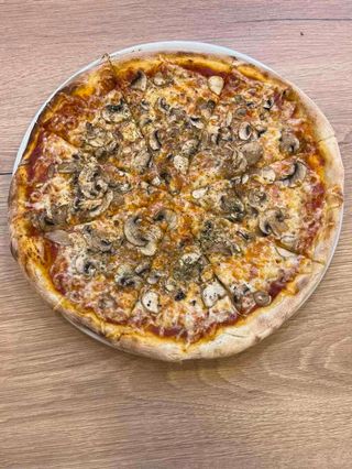 Pizza Funghi