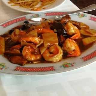 Gambas Salteadas Con Bambú Y Setas Chinas