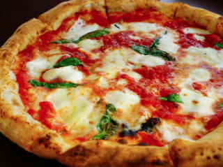 Pizza napolitana (30 cm.)