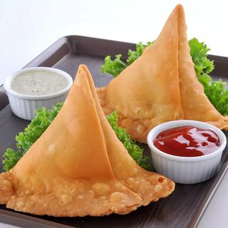Samosa (2 Pzs.)