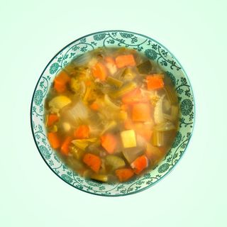 Zuppa di verdure con pollo