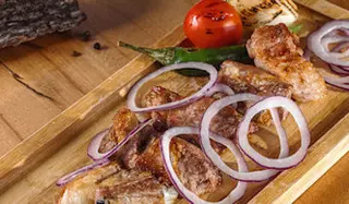 ღორის მწვადი