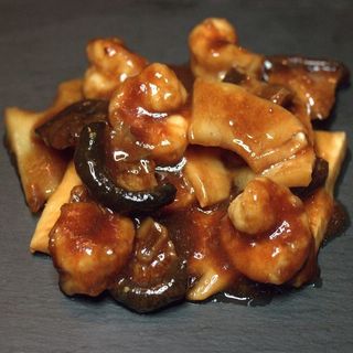 Gambas Con Bambú Y Setas