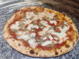 Pizza funghi