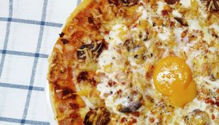 Pizza Atómica (24 Cm.)