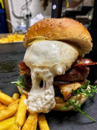 Burrata burger