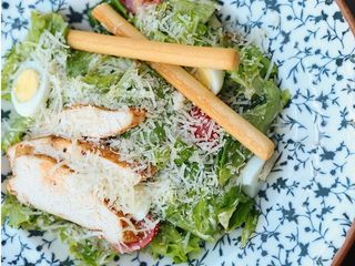 Салат Цезар (250г)