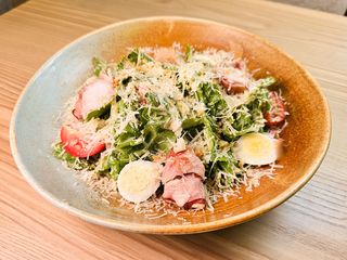 Салат Цезар "курка-бекон" (220g)