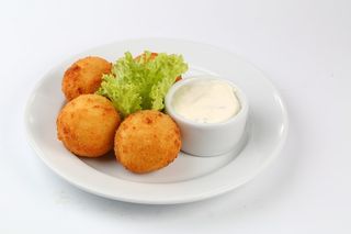 Boule De Fromage Pané