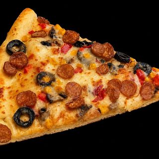 Felie pizza ţărănească