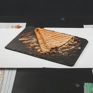 Palačinka sa nutelom i plazmom u mleku