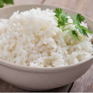 Arroz blanco al vapor, vegano