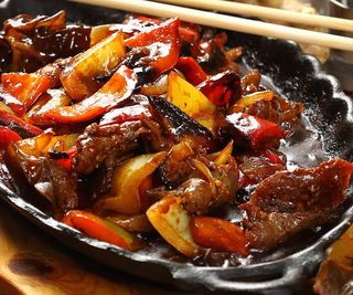 Vacuta la plita incinsa 