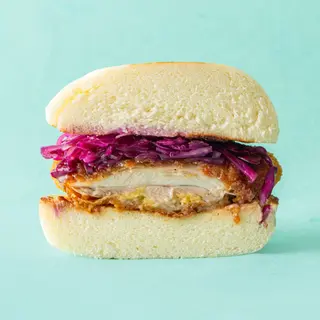 CHICKEN KATSU BAO
