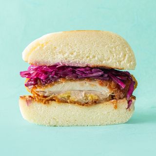 CHICKEN KATSU BAO