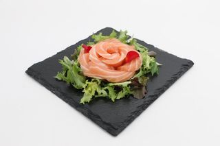 Sashimi Salmón (6 Cortes)