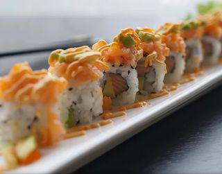 U50. Spicy sake uramaki