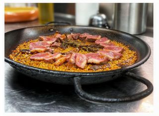 Paella Mixta Ibérica