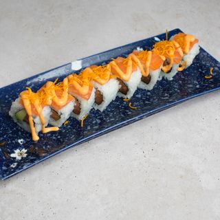 Ura Salmón Picante (8 Pzs.)