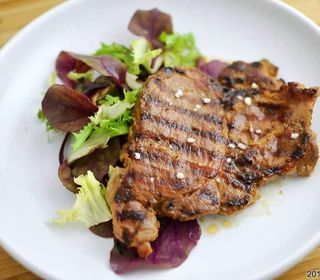 Ceafă la grătar ( marinata )