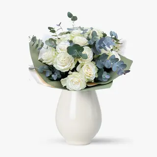 Buchet de 19 trandafiri albi